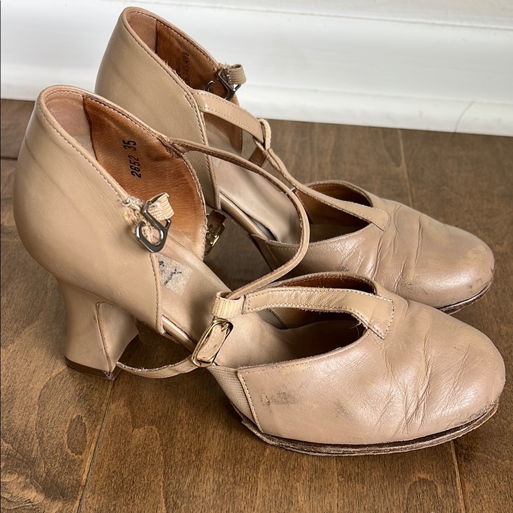 Lady LaDuca Teresa style, hard sole, beige, size 35 character heels, dance heels